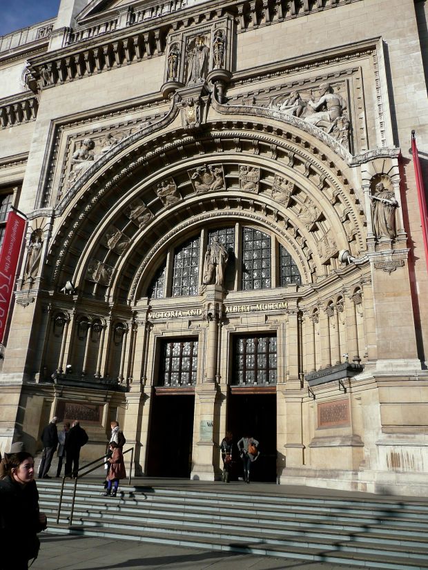 Victoria and Albert Museum. 