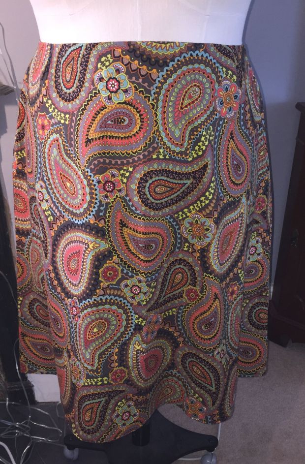 paisley skirt dummy