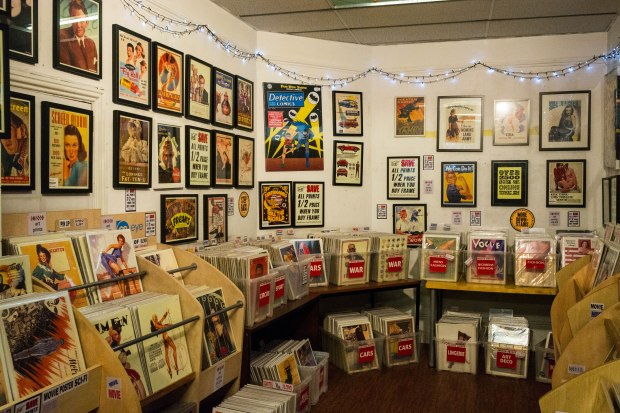 Vintage Magazine shop 6