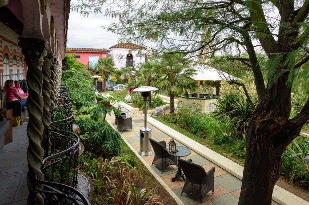 roof-top-gardens-3-1-of-1